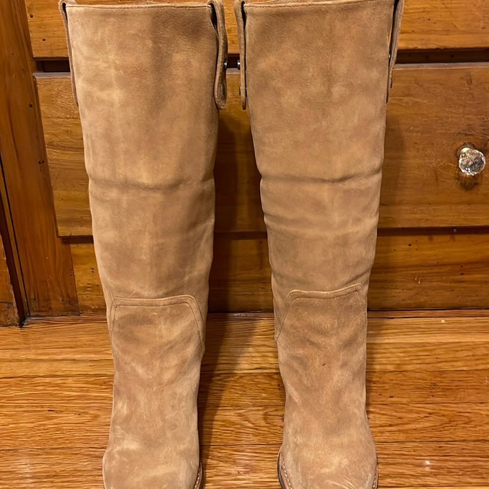 UGG Australia Womens ‘Josie’ Chestnut Convertible Pull on Boots 7.5